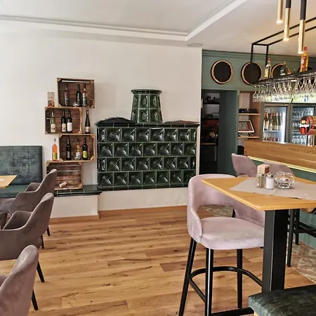 Zum Faesschen Наумбург